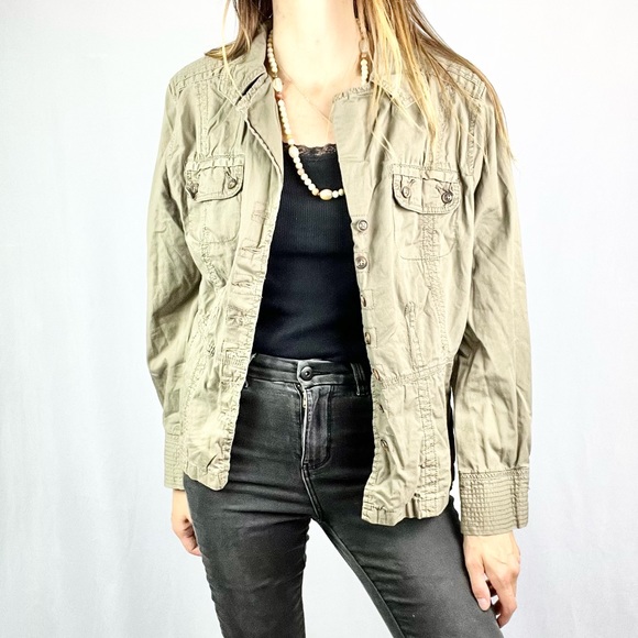 SUPPLIES |🫒Olive Army Green Button-Up Long-Sleeved Military Washed Worn Jacket - Picture 3 of 16